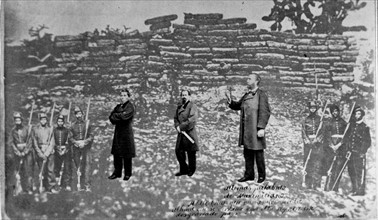 Maximilien I du Mexique, Tomás Mejía, Miguel Miramón et une escouade de tir