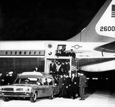 Avion qui transporte le corps de John Fitzgeral Kennedy