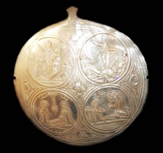 Souvenir made of shell depicting scenes from the life of Jesus
