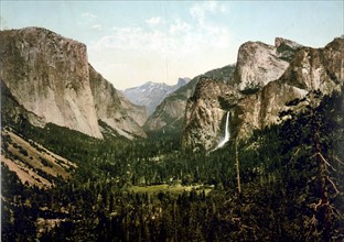 Yosemite Valley from Artists' Point