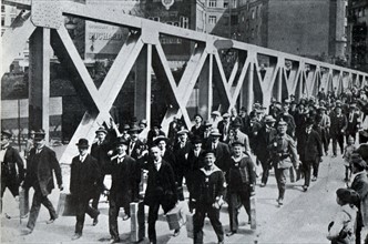 Army and Navy reservists in Germany obeying the mobilization order