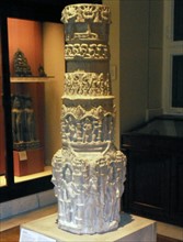 Marble pillar