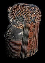 Cast bronze head of an Oba