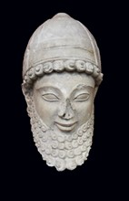 Limestone head from a statue of a worshipper