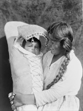 Native American Indian Achomawi mother and child