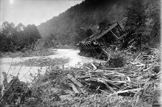 Austin Dam Disaster, RR Bridge, Costello