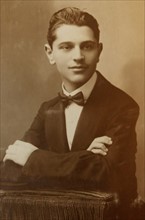 Young Jewish immigrant in England