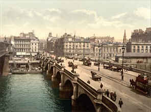 Glasgow Bridge, Scotland 1890 - 1900.
