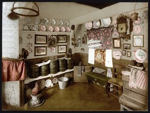 Dutch domestic interior, 1890-1900