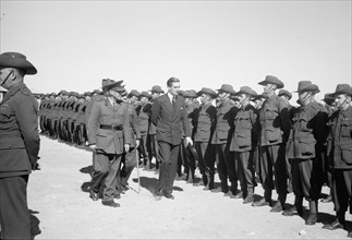 Anthony Eden arrives in Palestine, 1942