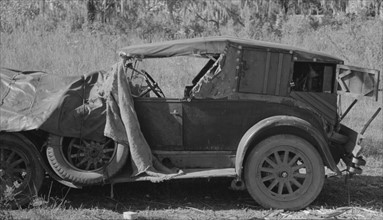 Automobile belonging to migrant cane chair worker