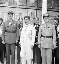 General de Gaulle's official visit in Paris, 1943