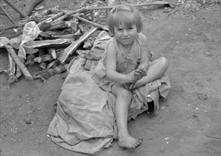 Child of migrant worker near Harlingen, Texas by Russell Lee, 1903-1986, dated 19390101.