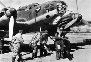 Spanish Civil War: A crew belonging to the Condor Legion
