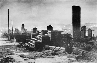 Photograph of the aftermath of San Francisco earthquake and fire