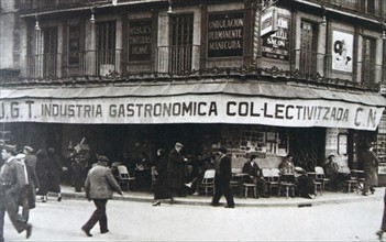 Collective food and general store in Barcelona