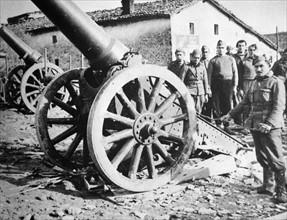 Republican artillery unit during the Spanish Civil War