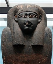 Funerary coffin for the mummy of the priest Hornedjitef