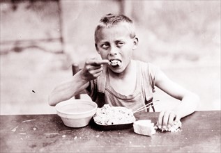Hungry child in Vienna