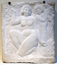 Marble carving titled 'Youth and Love' by Enric Casanovas