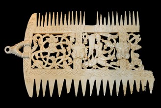 English or Welsh medieval Comb. elephant ivory, About 1080-1100