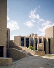 Yale University, Samuel F.B. Morse and Ezra Stiles Colleges, designed by architect Eero Saarinen