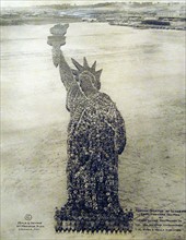 Human Statue of Liberty formed by US soldiers. World War One 1918