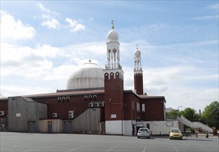 Birmingham Central Mosque, one of the earliest purpose-built mosques in the United Kingdom. The mosque was then officially opened in 1975.