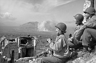 Photograph of Red Cross nurses watching the early stages of the Battle of Monte Cassino
