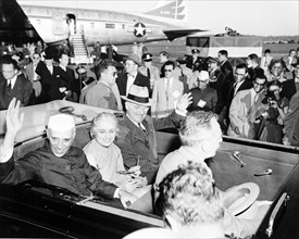 Photograph of President Harry S. Truman and Indian Prime Minister Jawaharlal Nehru