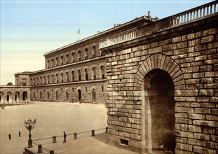 Pitti Palace, royal residence, Florence, Italy 1900