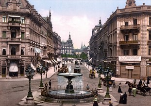 Street scene in Kaiserstrasse, Frankfurt in Germany 1903