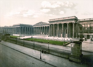 Photograph of British Museum, London, England