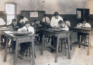 Photograph of the Drawing class at Dimond School, Fall River, Massachusetts by Lewis W. Hine