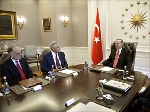 Photograph of United States Secretary of Defense Chuck Hagel meeting with Turkish President Recep Tayyip Erdo?an