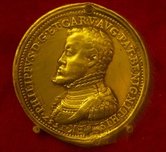 Coin depicting Phillip II of Spain by Gianpaolo Poggini