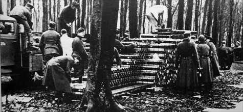 German army unloading supplies