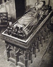 the effigy of William of Wykeham