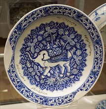 Dish decorated with an elephant and figures in a howdah