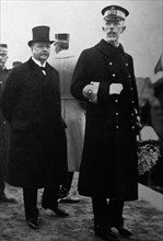 King Gustaf V and the Swedish Prime Minister Arvid Lindman