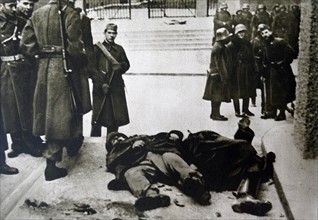 bodies lying in Vienna during the  Austrian Civil War