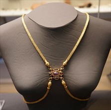An example of a rare Roman gold body-chain