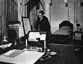 Photograph of Winton Churchill's combined office and bedroom during the Second World War