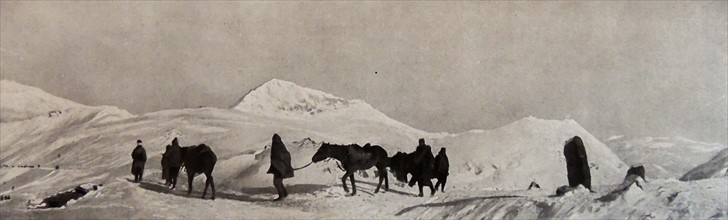 Serbian forces cross through Albania in mid-winter.