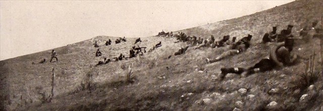 Serbian infantry march 1914