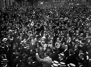 Photograph of British People Celebrating the Declaration of War on Germany