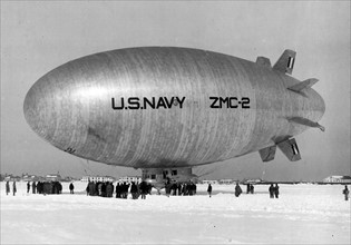 Photograph of a Zeppelin