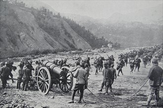 Italian army crossing the Carnia region in Italy during WWI