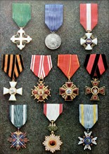 Japanese and Russian military medals of WWI