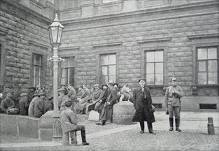 Hostages arrested by Red army soldiers